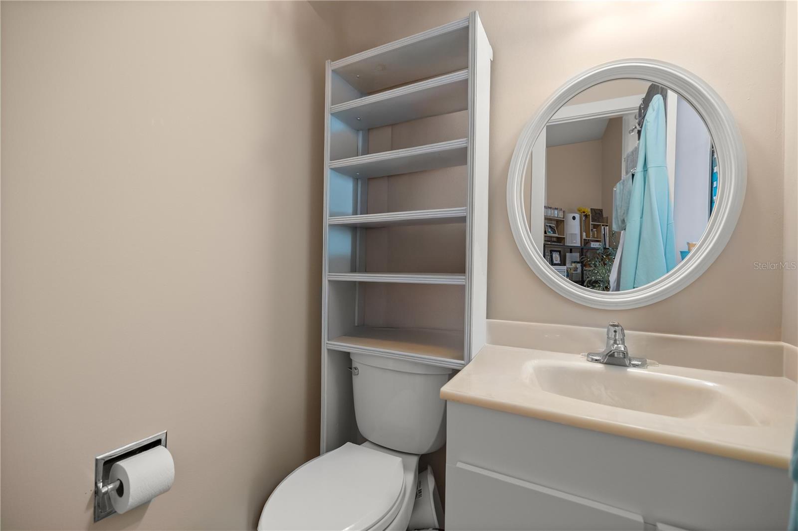 Image 19 of 38 For 5475 194th Avenue