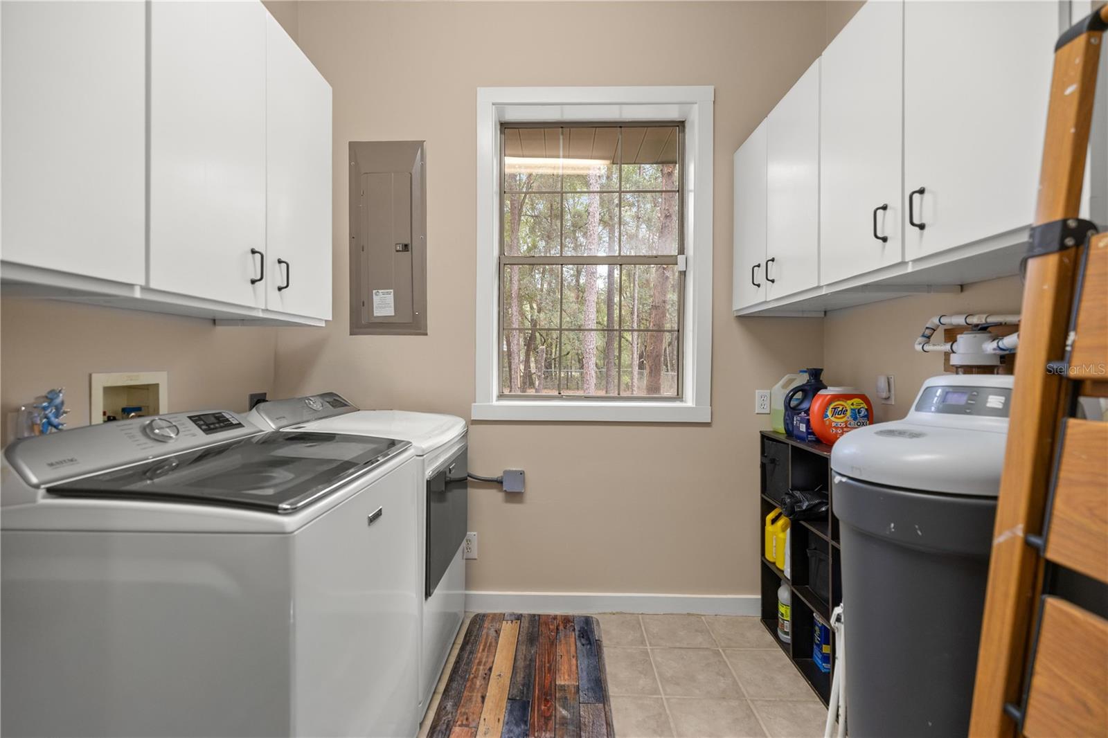 Image 20 of 38 For 5475 194th Avenue