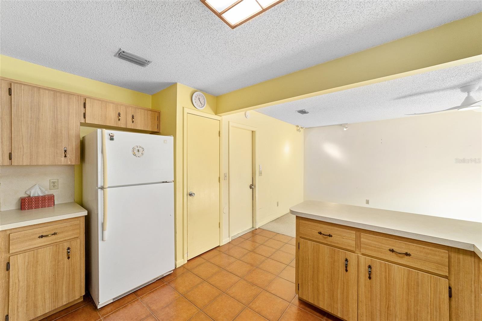 Image 17 of 38 For 9371 82nd Terrace E