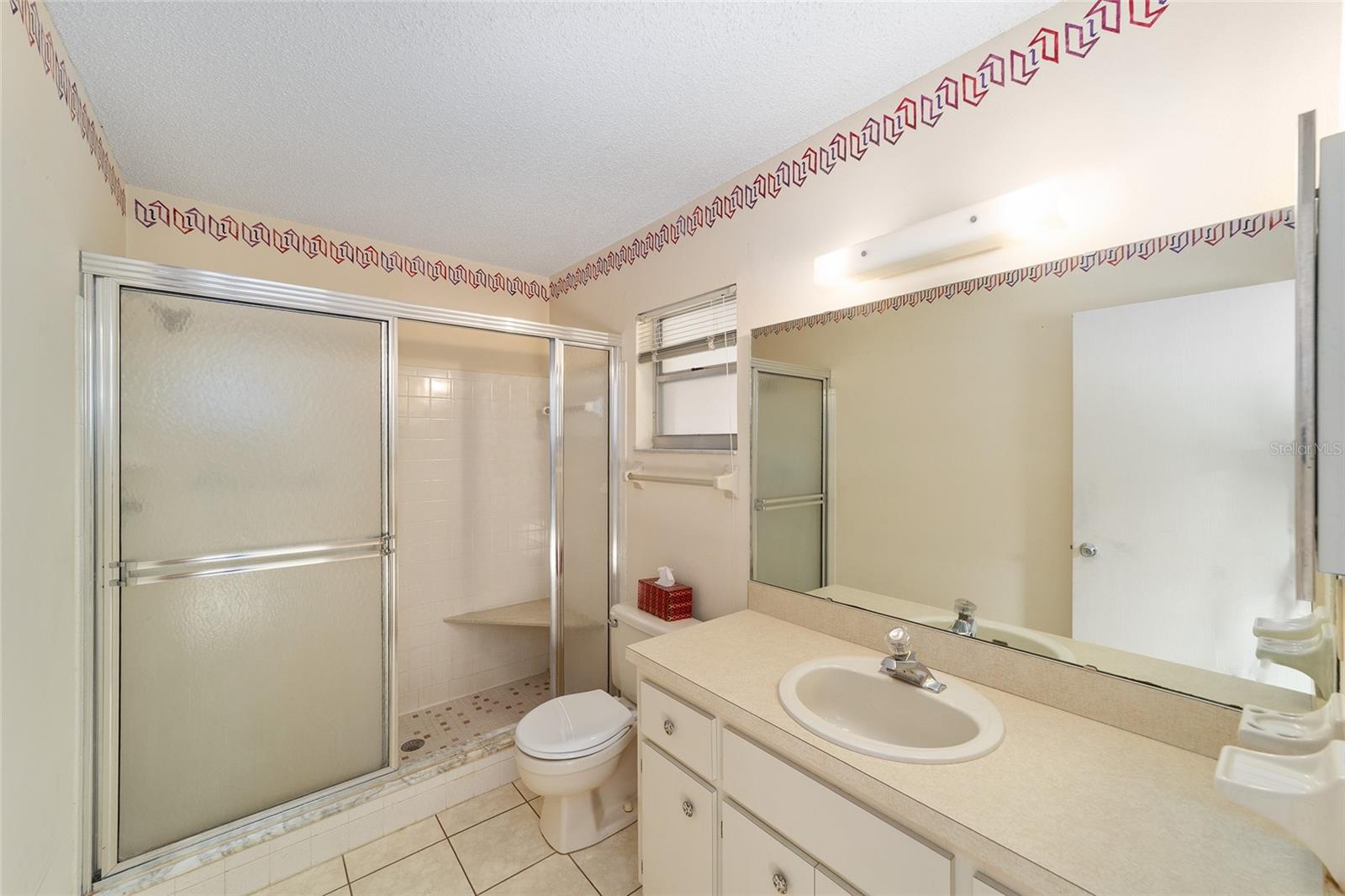 Image 26 of 38 For 9371 82nd Terrace E