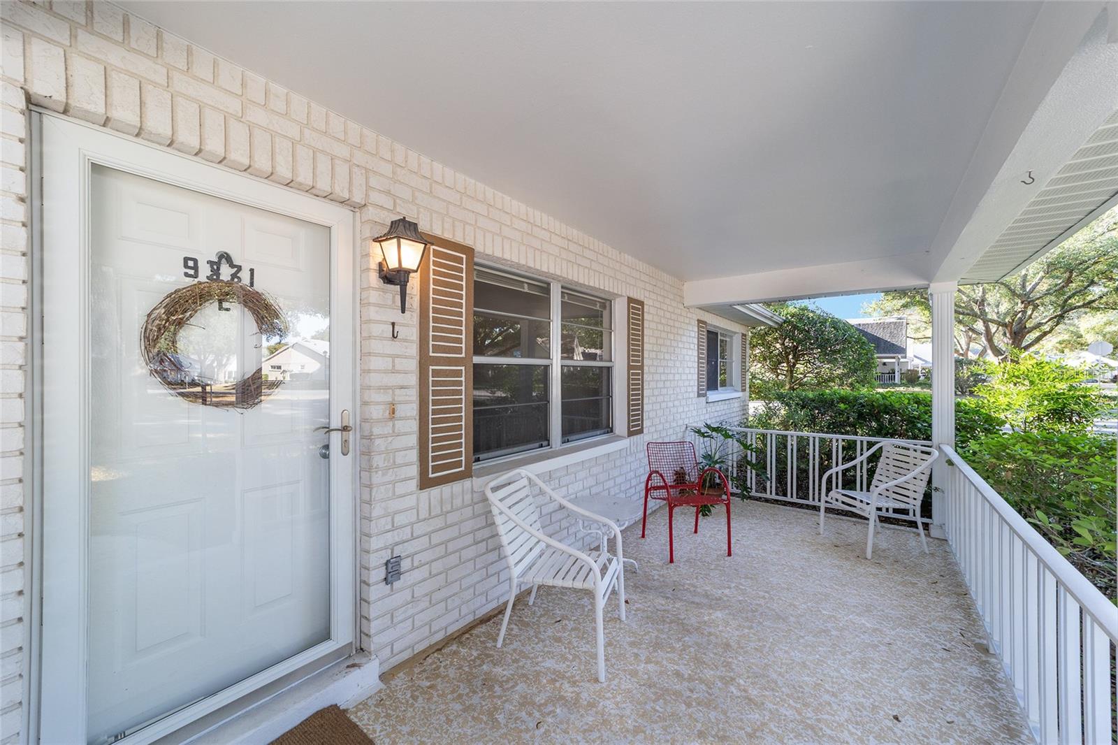 Image 8 of 38 For 9371 82nd Terrace E