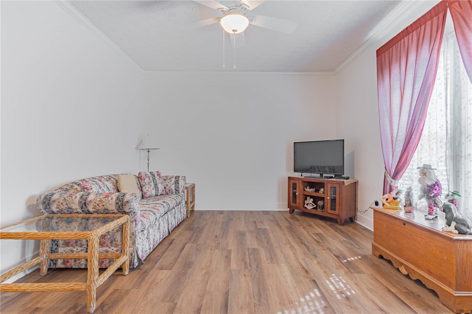 Image 21 of 41 For 7770 Pinto Court