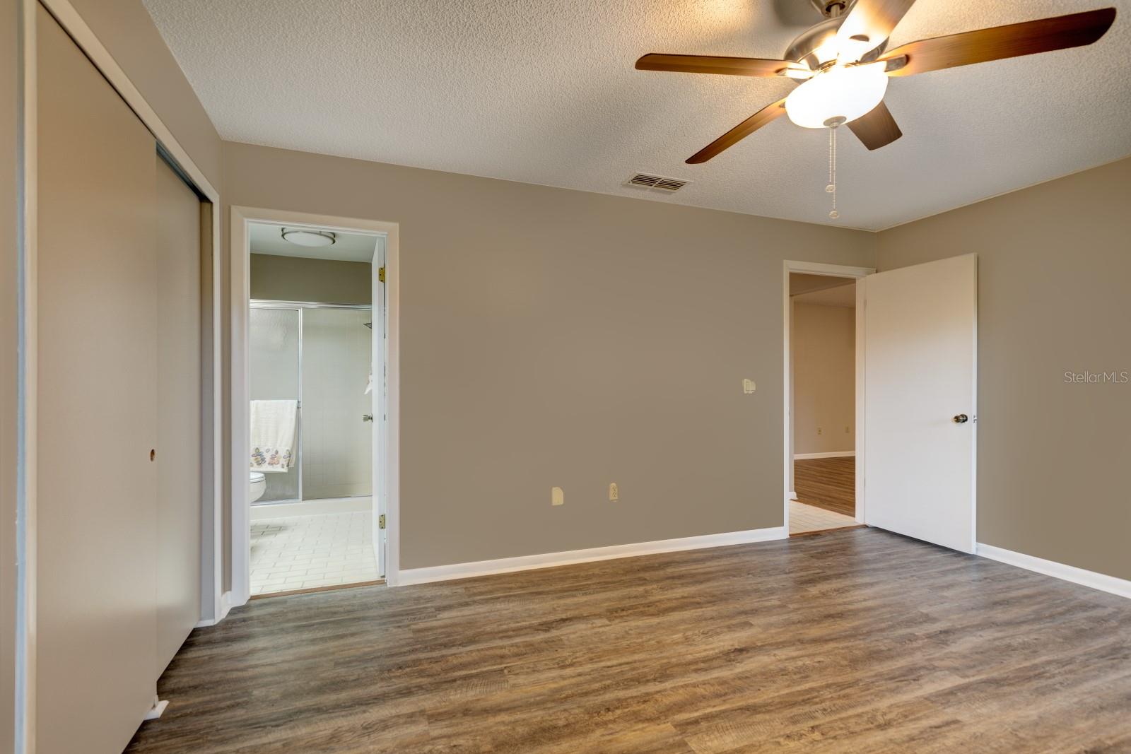 Image 18 of 40 For 16 Easter Ross Court