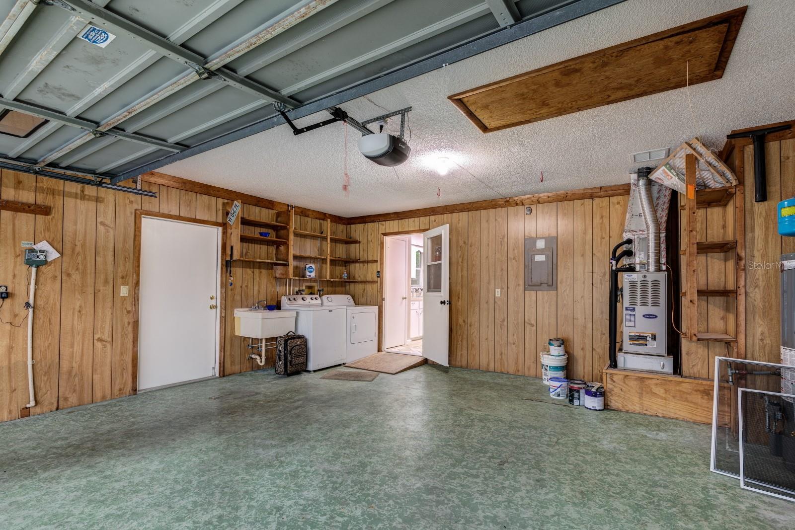 Image 25 of 40 For 16 Easter Ross Court