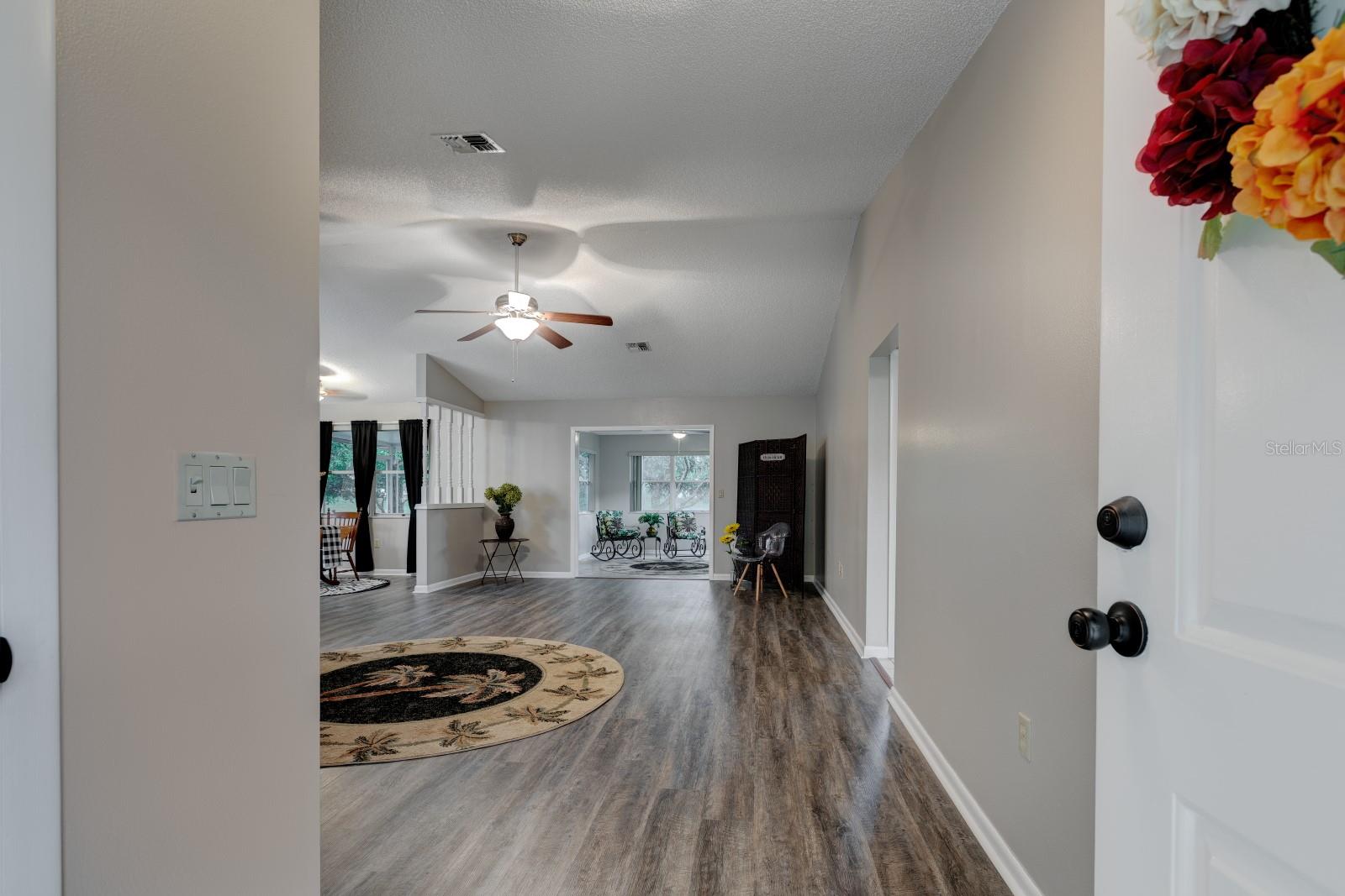 Image 6 of 40 For 16 Easter Ross Court