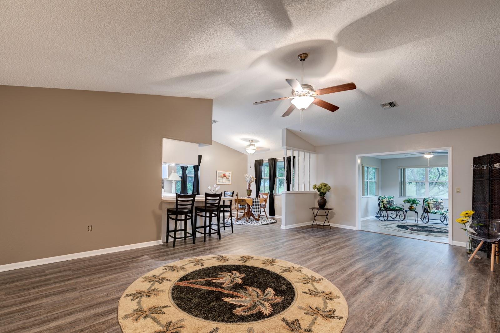 Image 9 of 40 For 16 Easter Ross Court