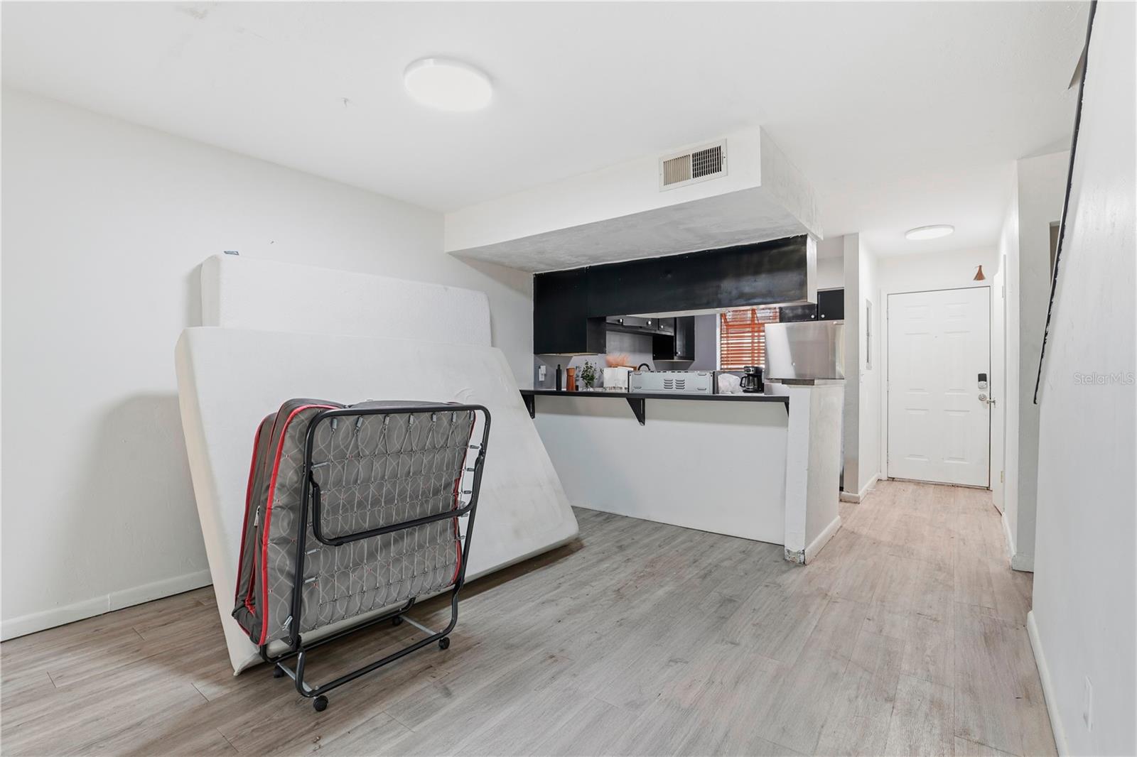 Image 12 of 23 For 4411 34th Street 906