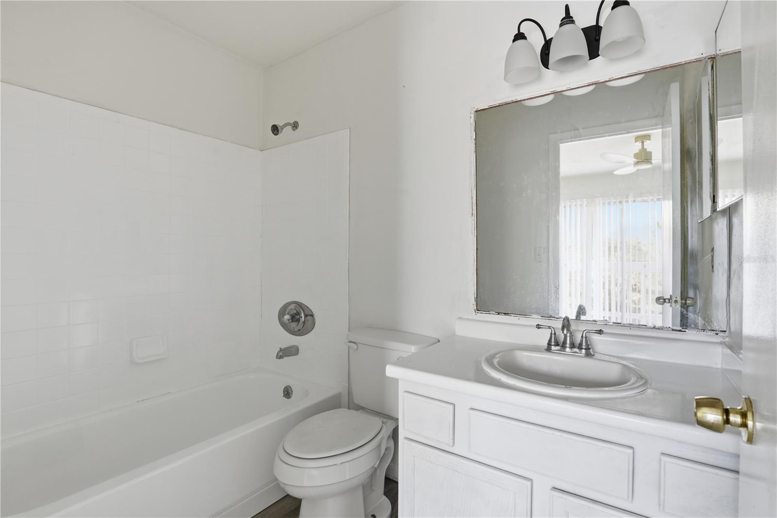 Image 21 of 23 For 4411 34th Street 906