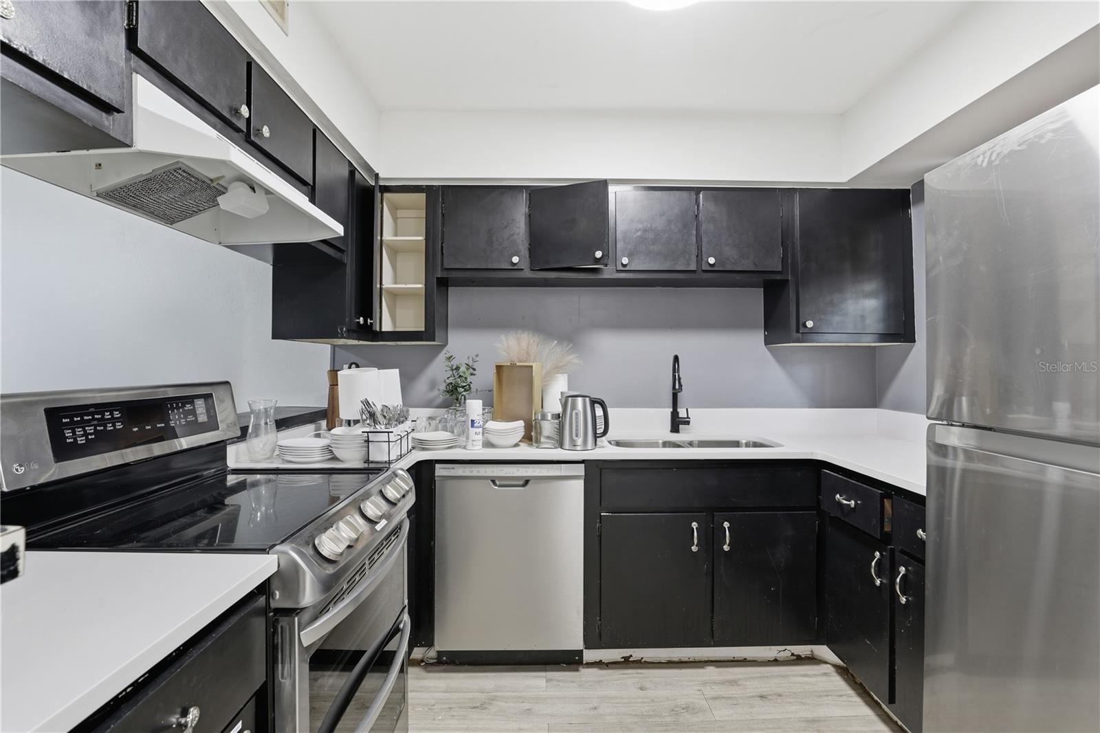 Image 7 of 23 For 4411 34th Street 906