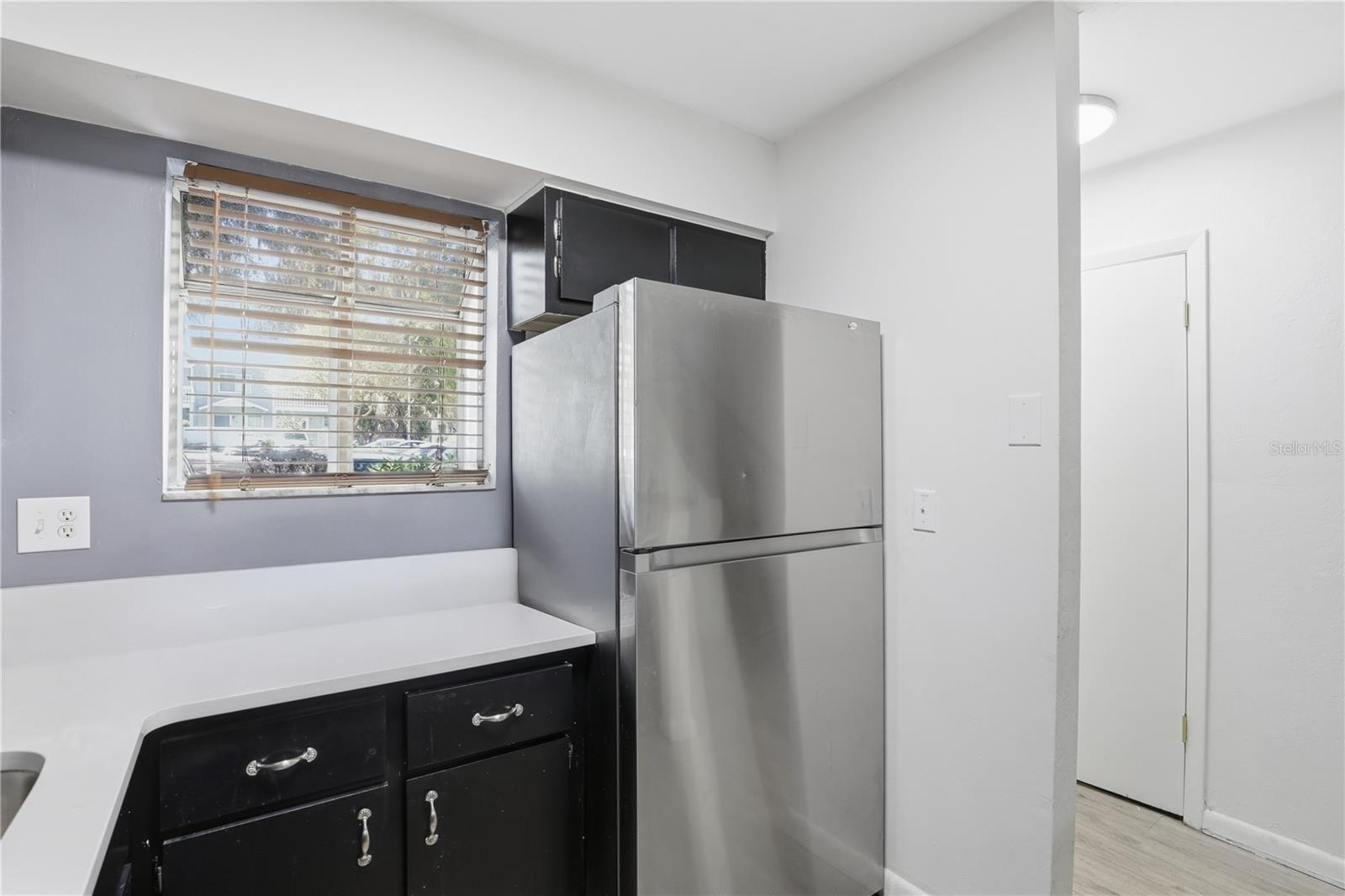 Image 9 of 23 For 4411 34th Street 906