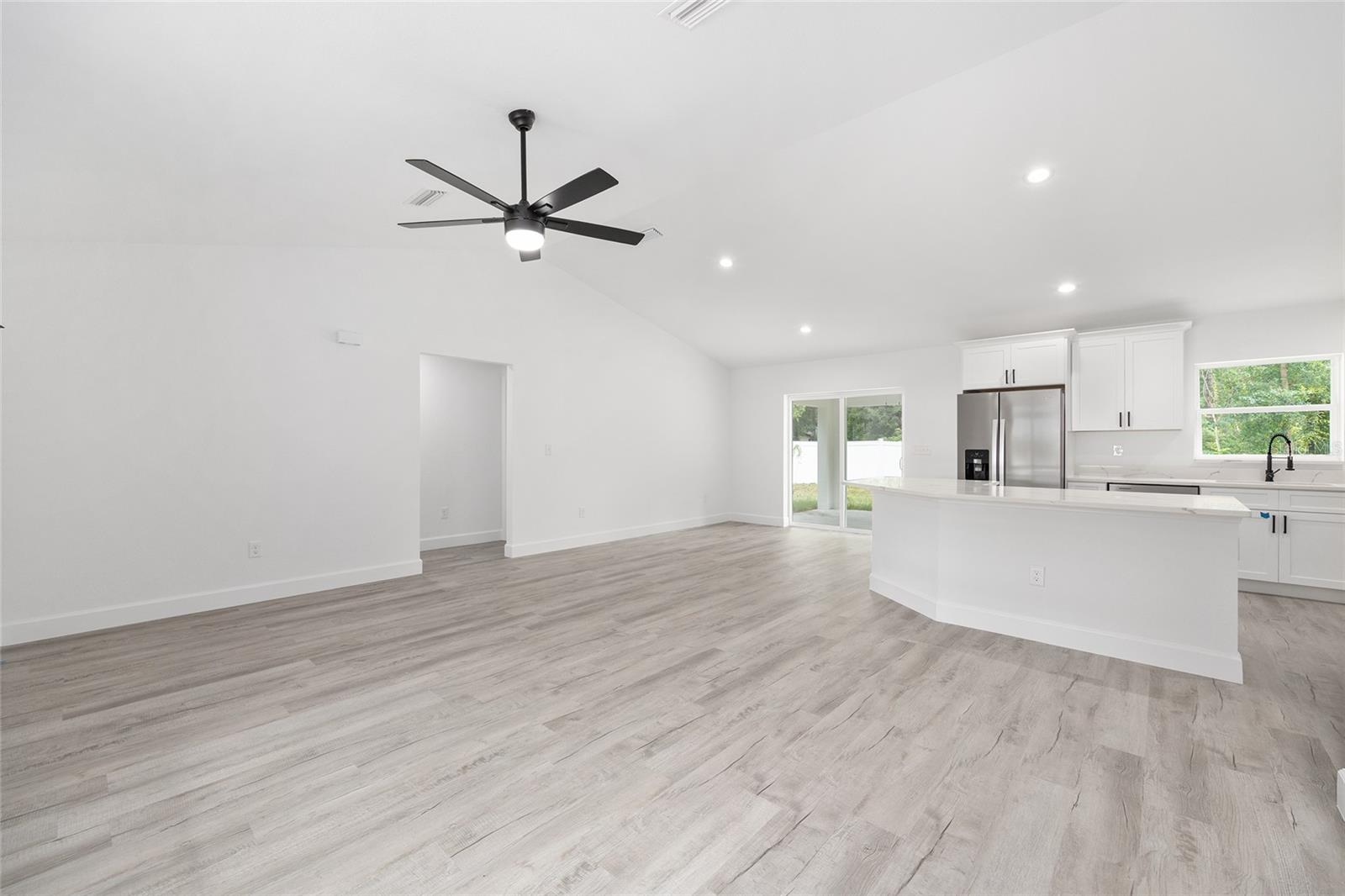 Image 14 of 27 For 5337 64th Street