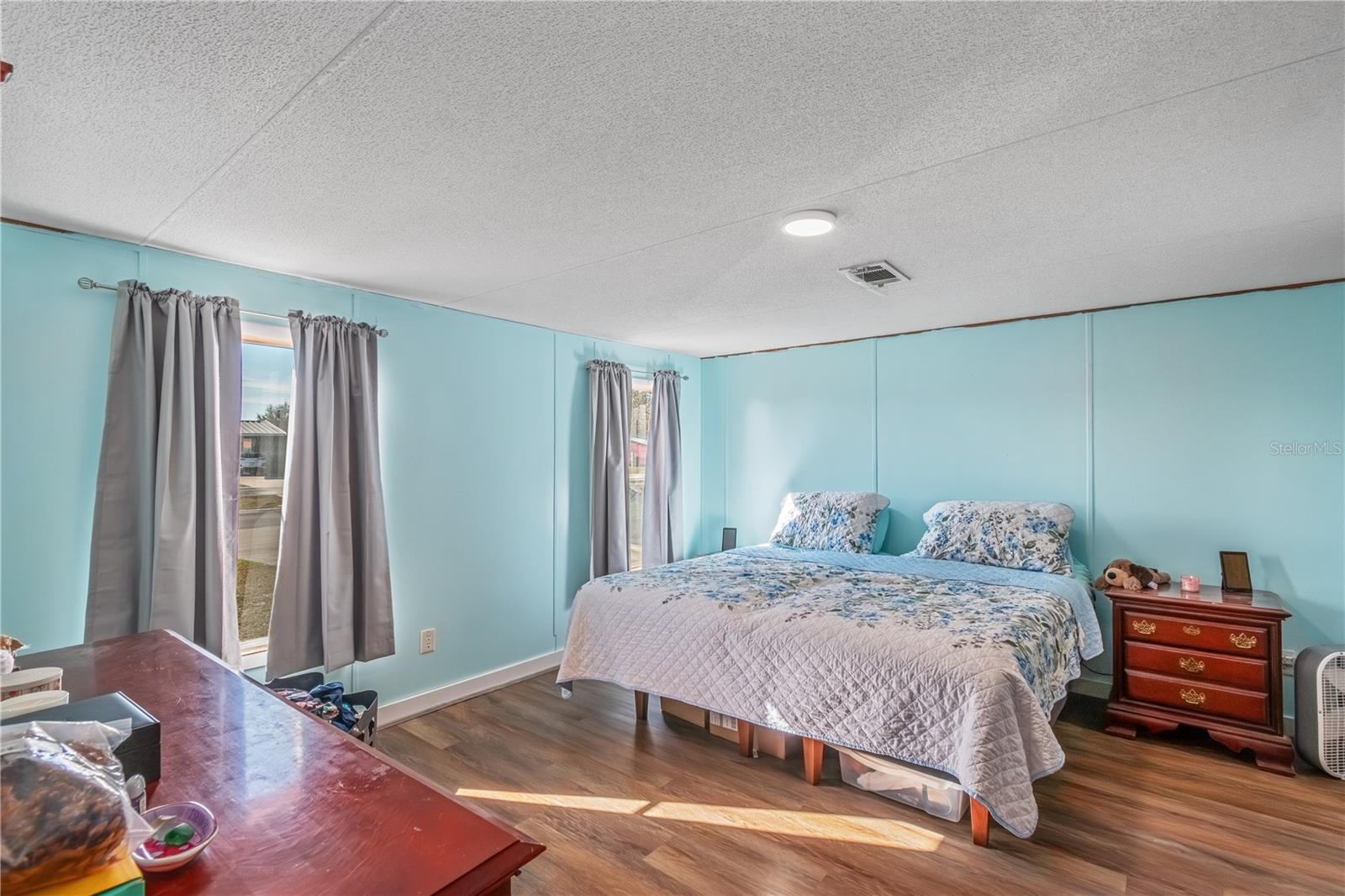 Image 23 of 36 For 6601 84 Street