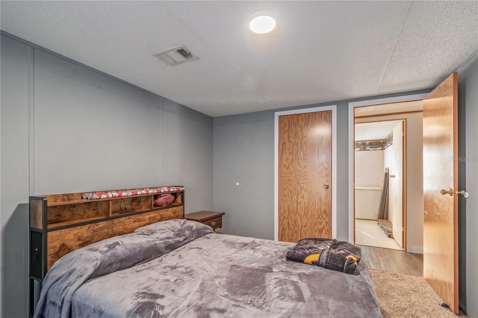 Image 32 of 36 For 6601 84 Street