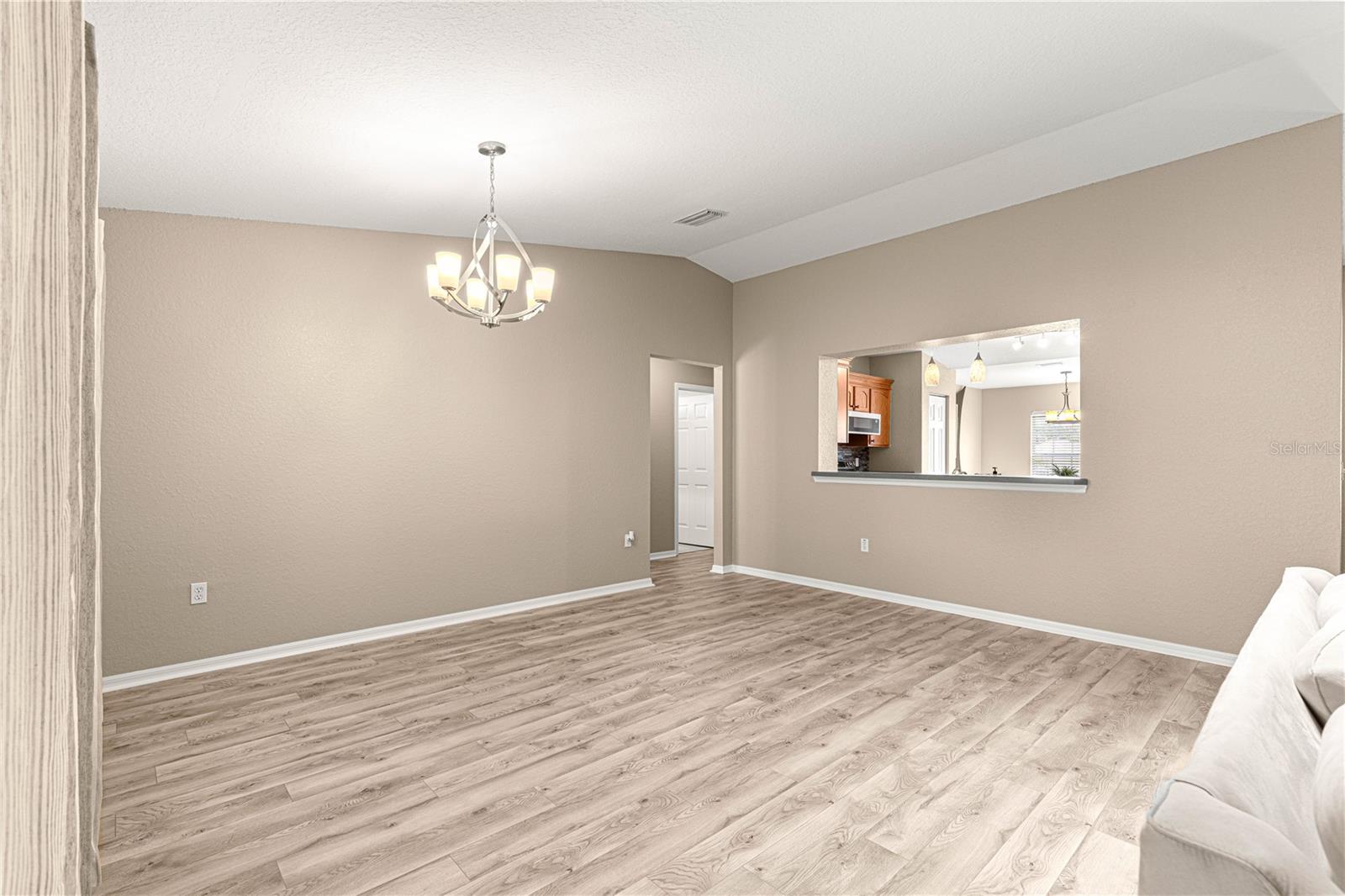 Image 11 of 56 For 13835 85th Circle