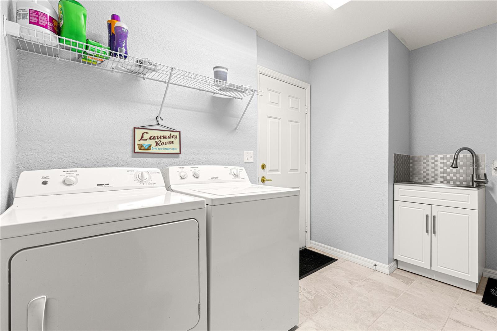 Image 18 of 56 For 13835 85th Circle