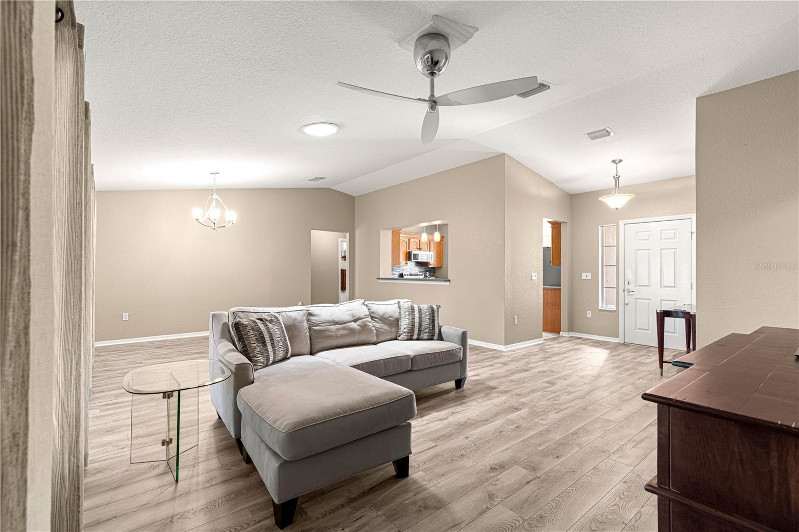 Image 7 of 56 For 13835 85th Circle