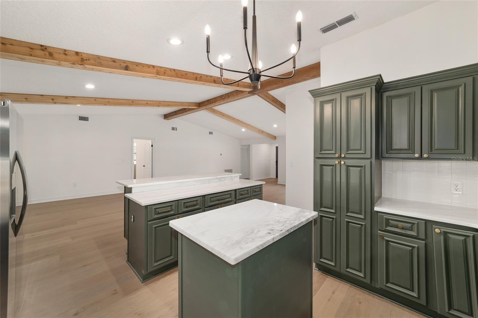 Image 12 of 94 For 10575 27th Avenue