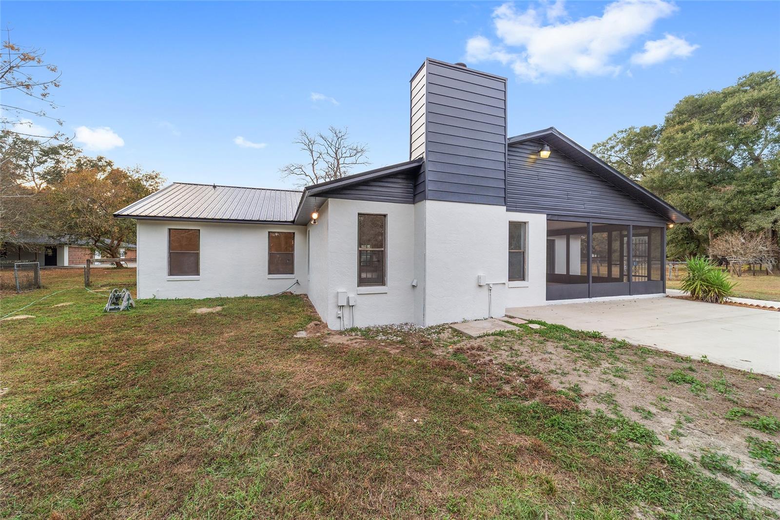 Image 40 of 94 For 10575 27th Avenue