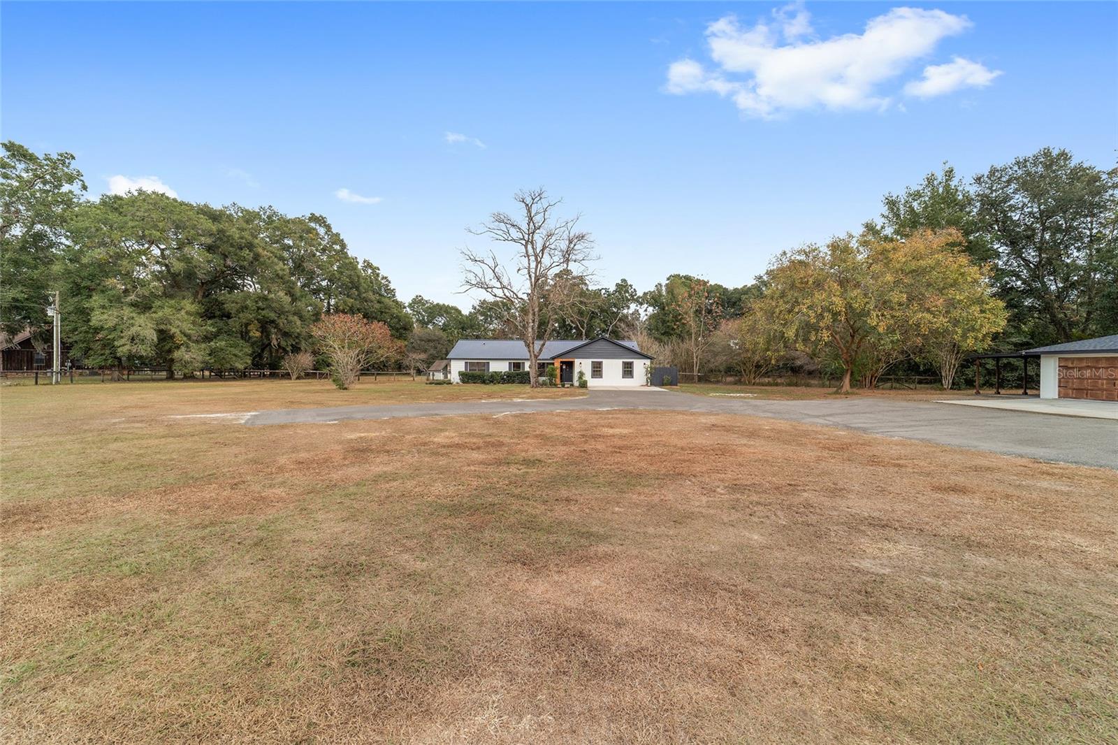 Image 53 of 94 For 10575 27th Avenue