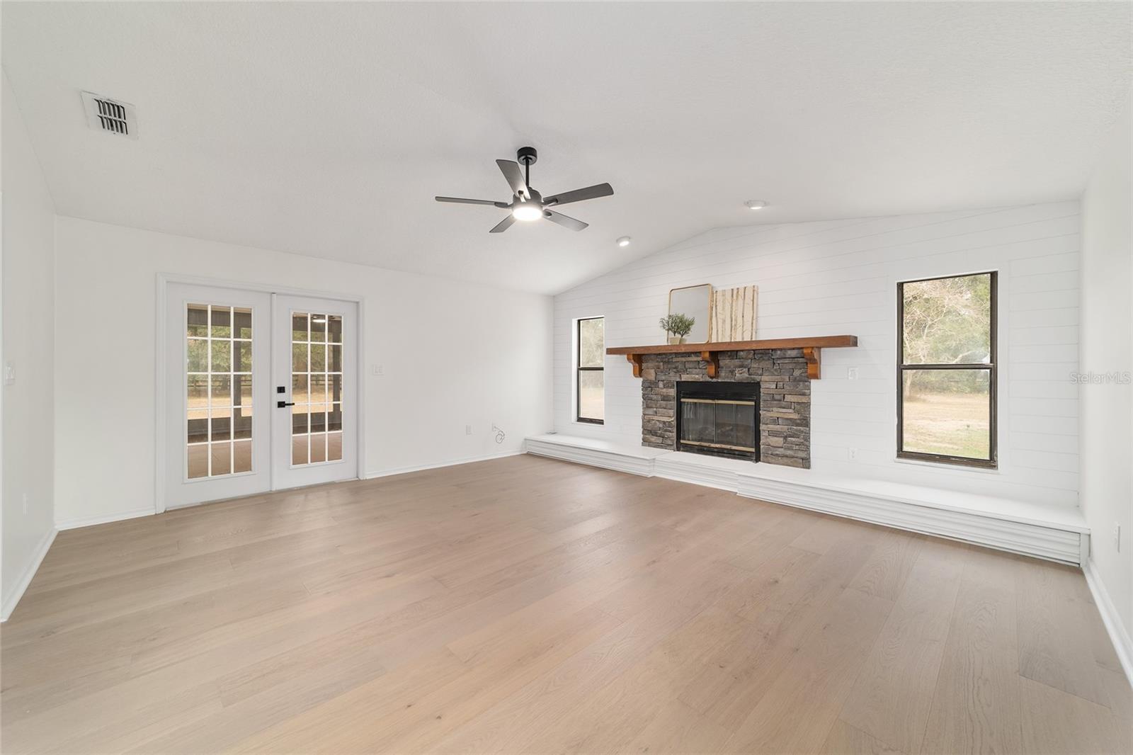 Image 78 of 94 For 10575 27th Avenue