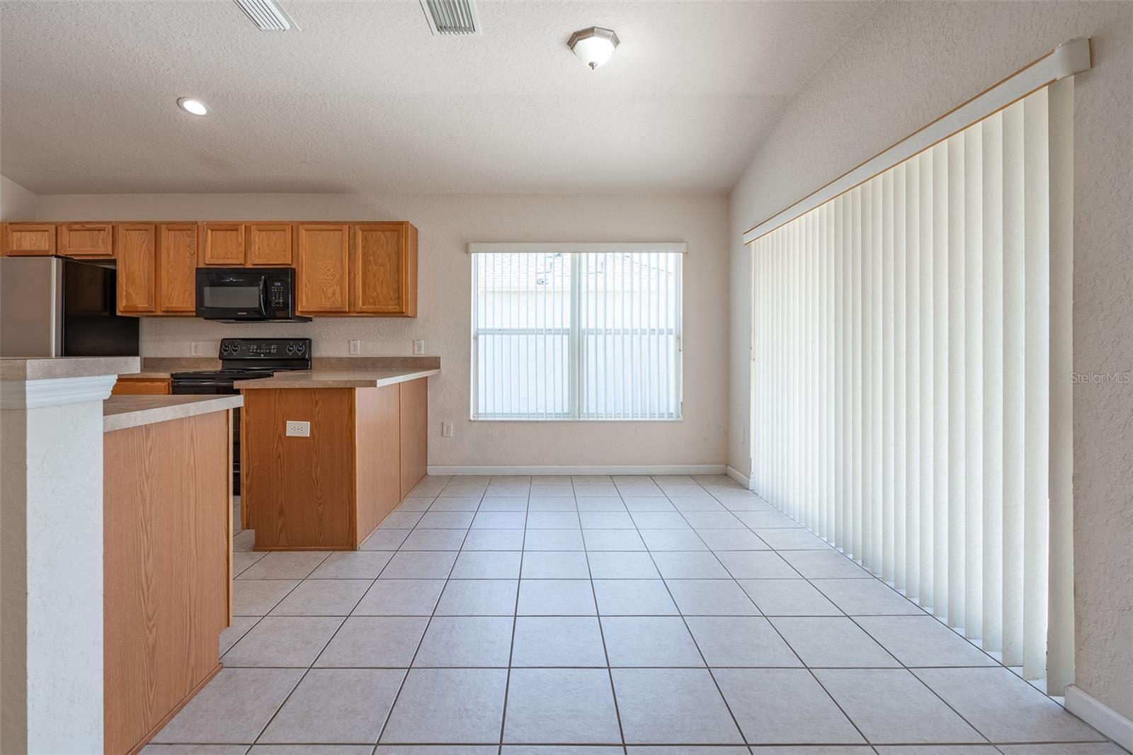 Image 11 of 61 For 5700 45 Street