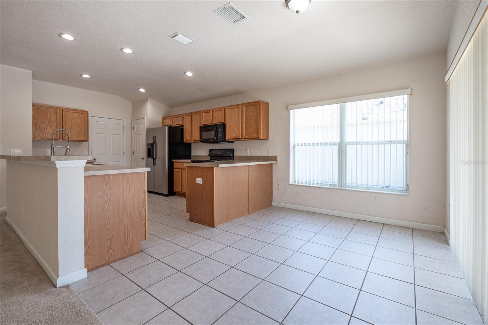 Image 12 of 61 For 5700 45 Street