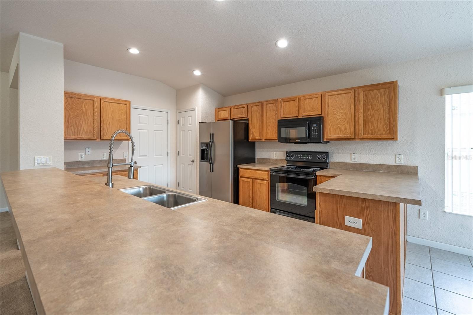 Image 14 of 61 For 5700 45 Street