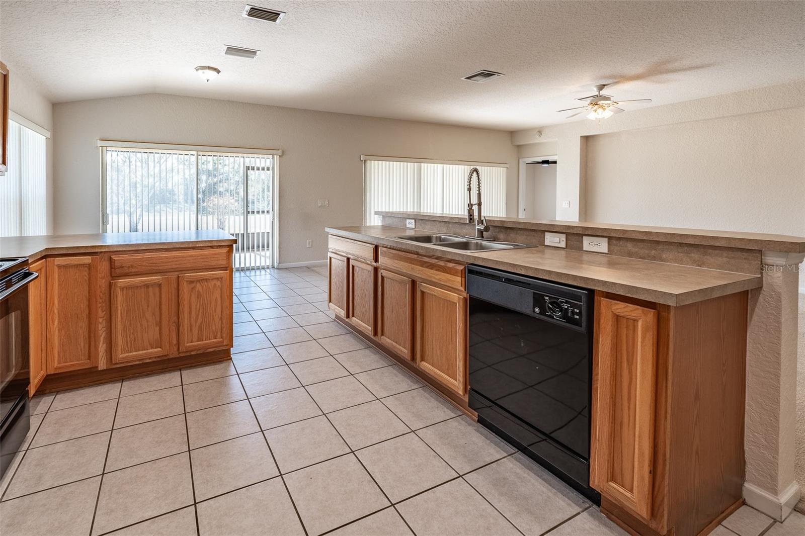 Image 20 of 61 For 5700 45 Street