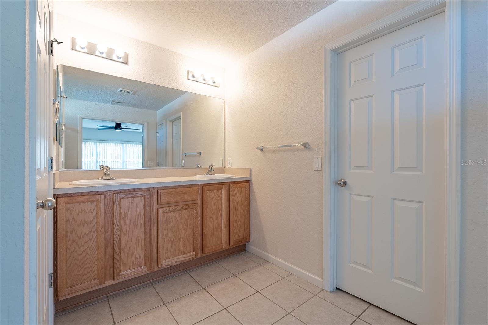 Image 30 of 61 For 5700 45 Street