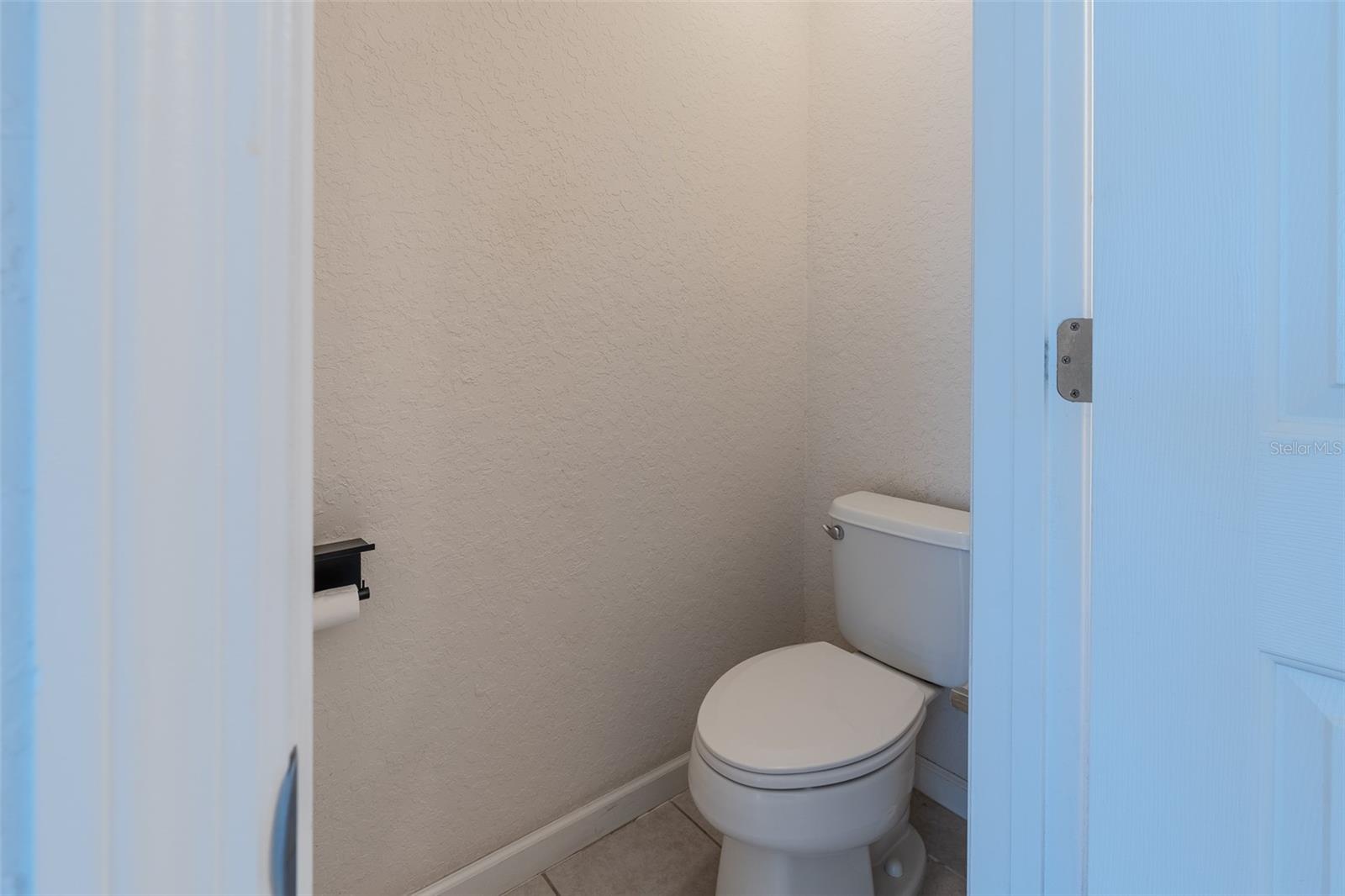 Image 33 of 61 For 5700 45 Street