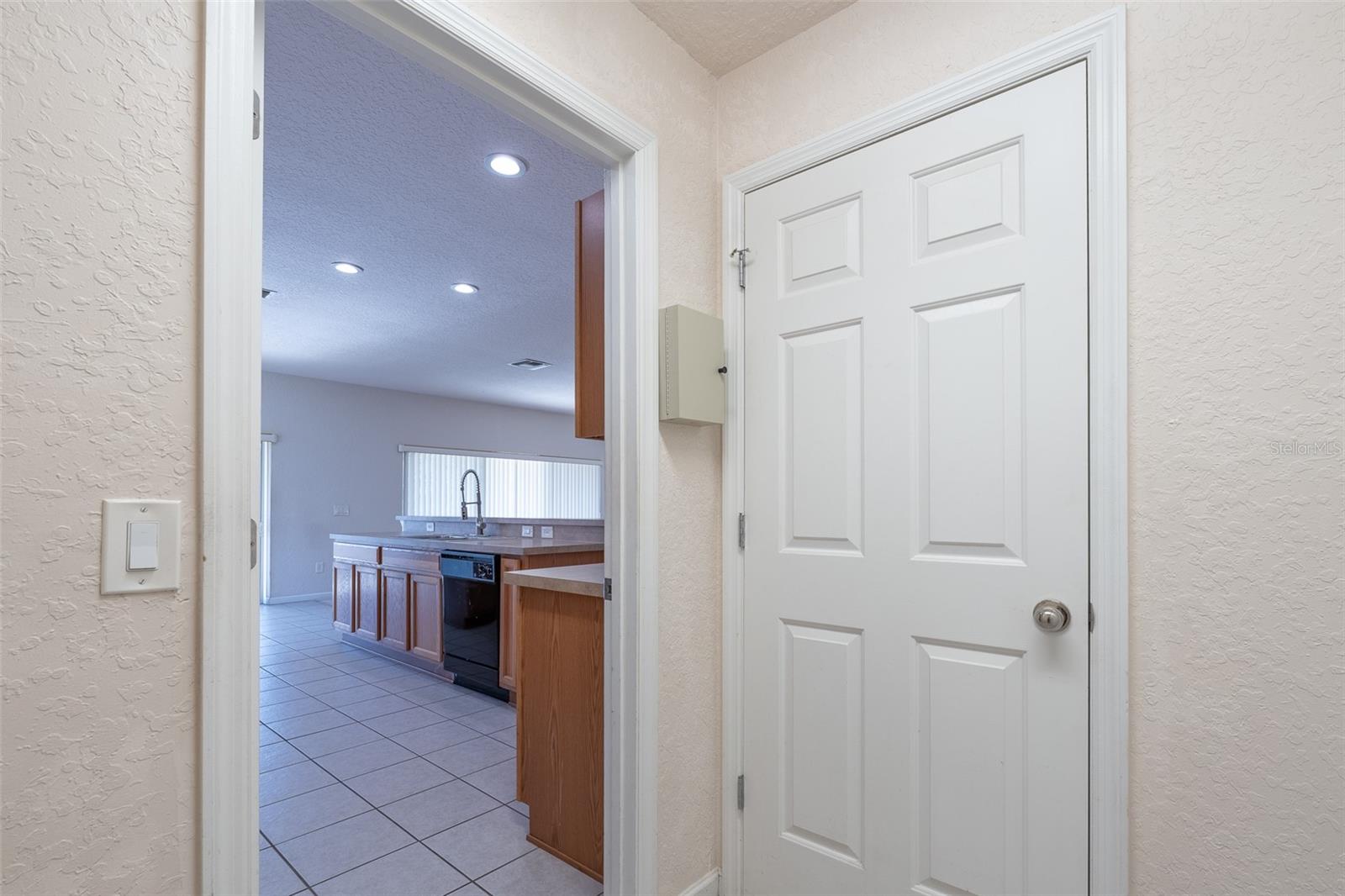 Image 44 of 61 For 5700 45 Street