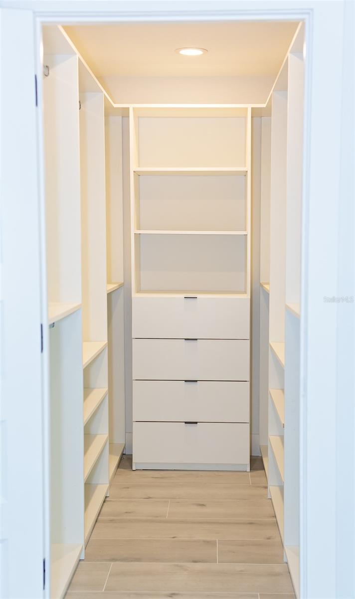 Image 14 of 29 For 16645 59th Court Road