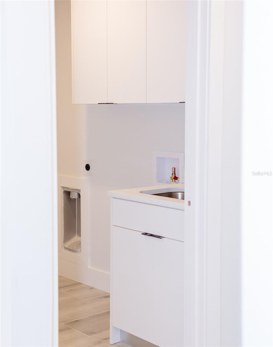 Image 15 of 29 For 16645 59th Court Road