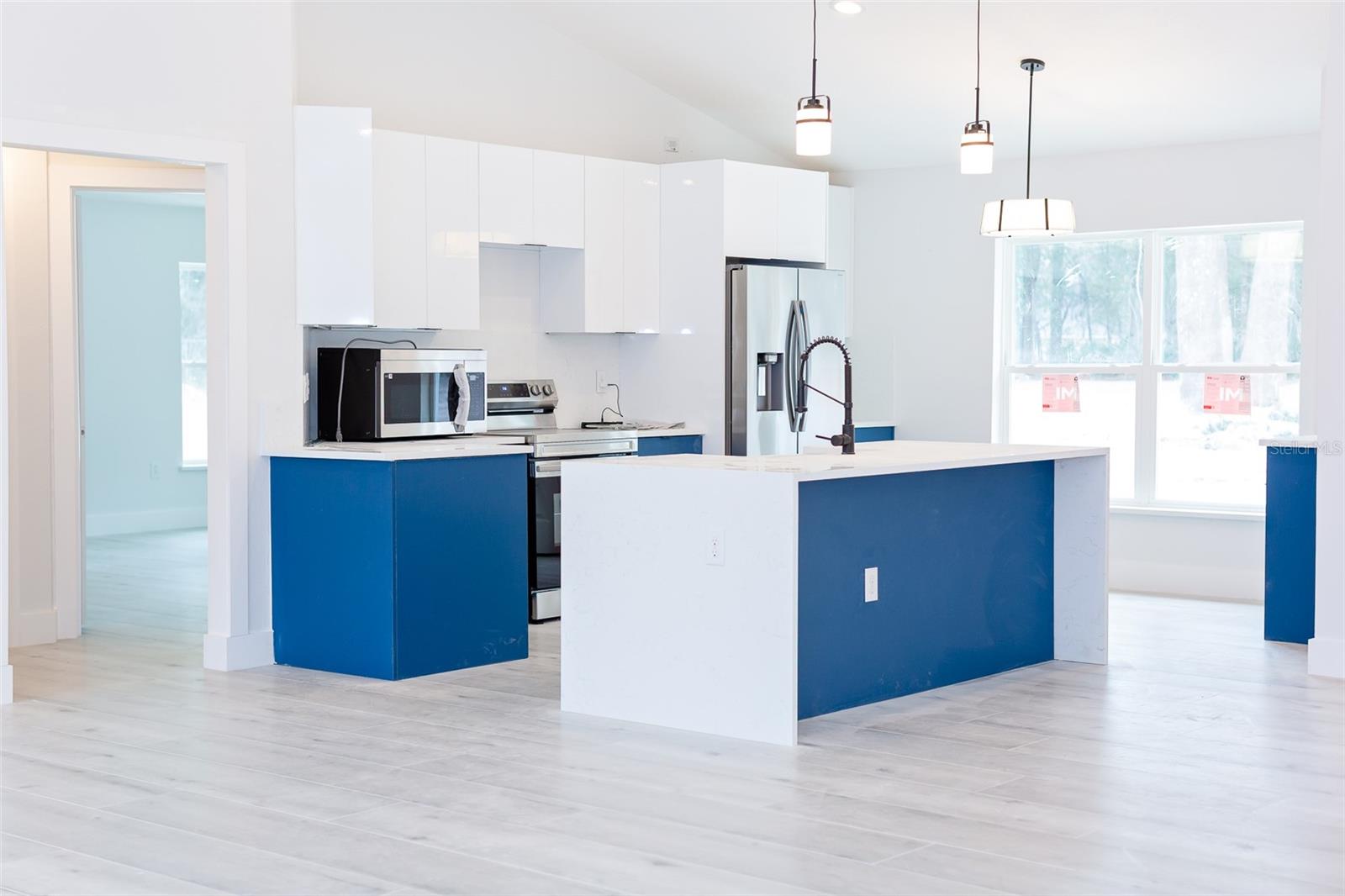 Image 6 of 29 For 16645 59th Court Road