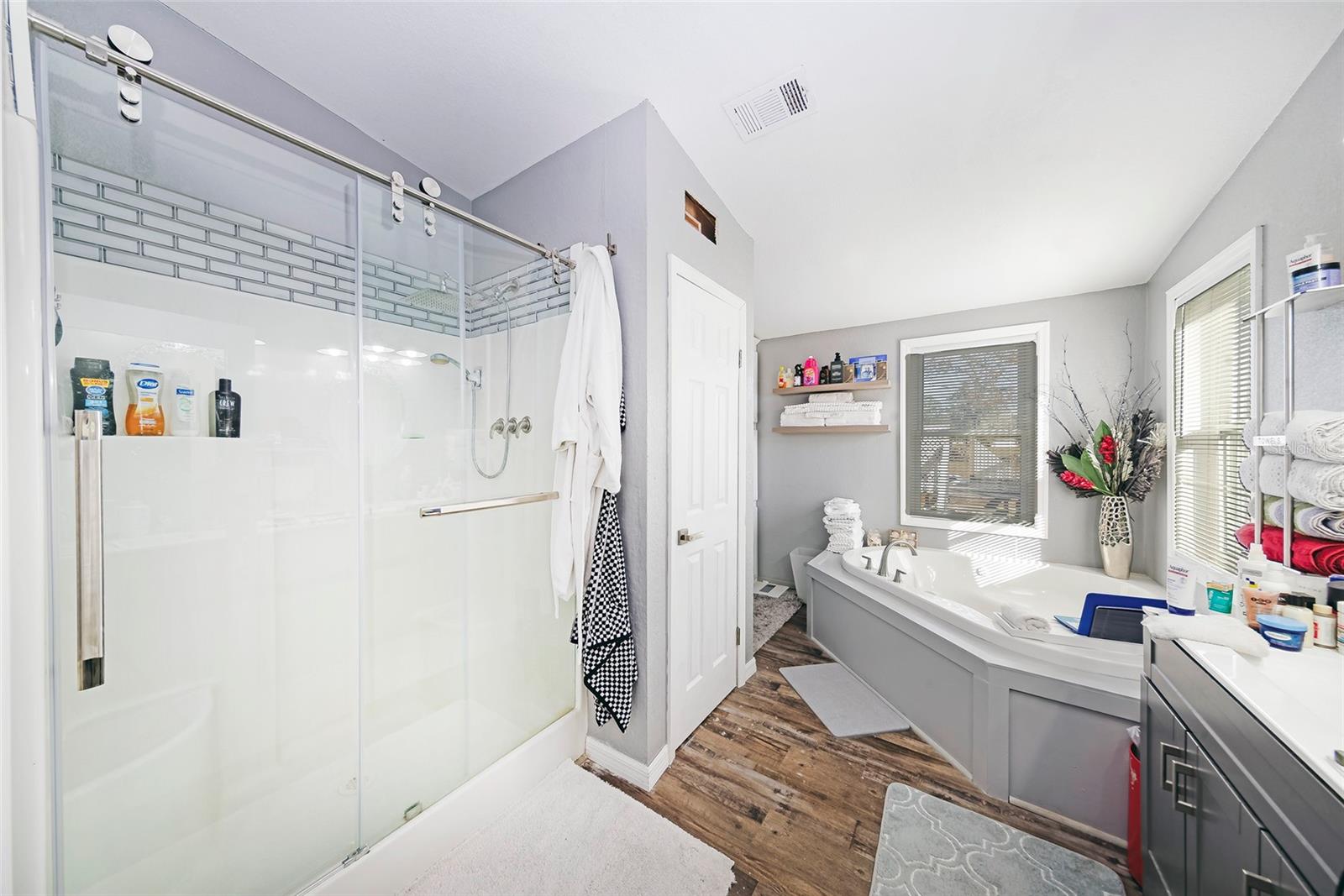 Image 19 of 42 For 5351 121st Terrace