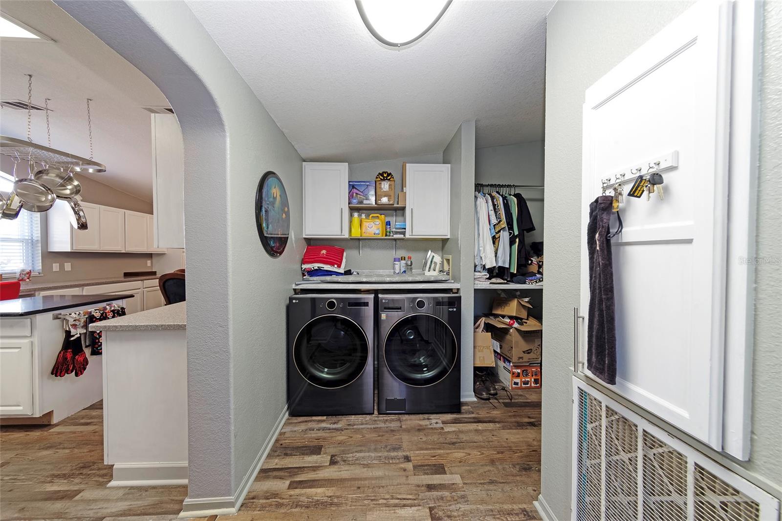 Image 26 of 42 For 5351 121st Terrace