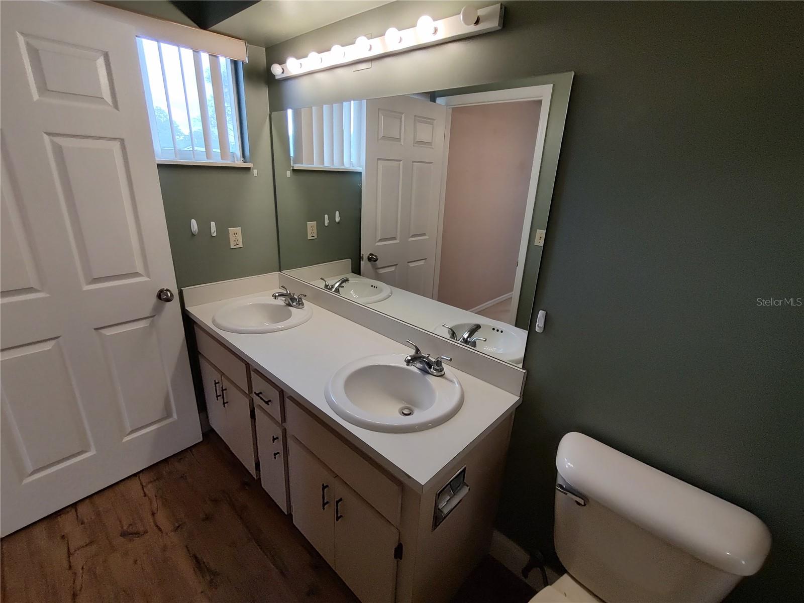 Image 28 of 36 For 8792 116th Place Road