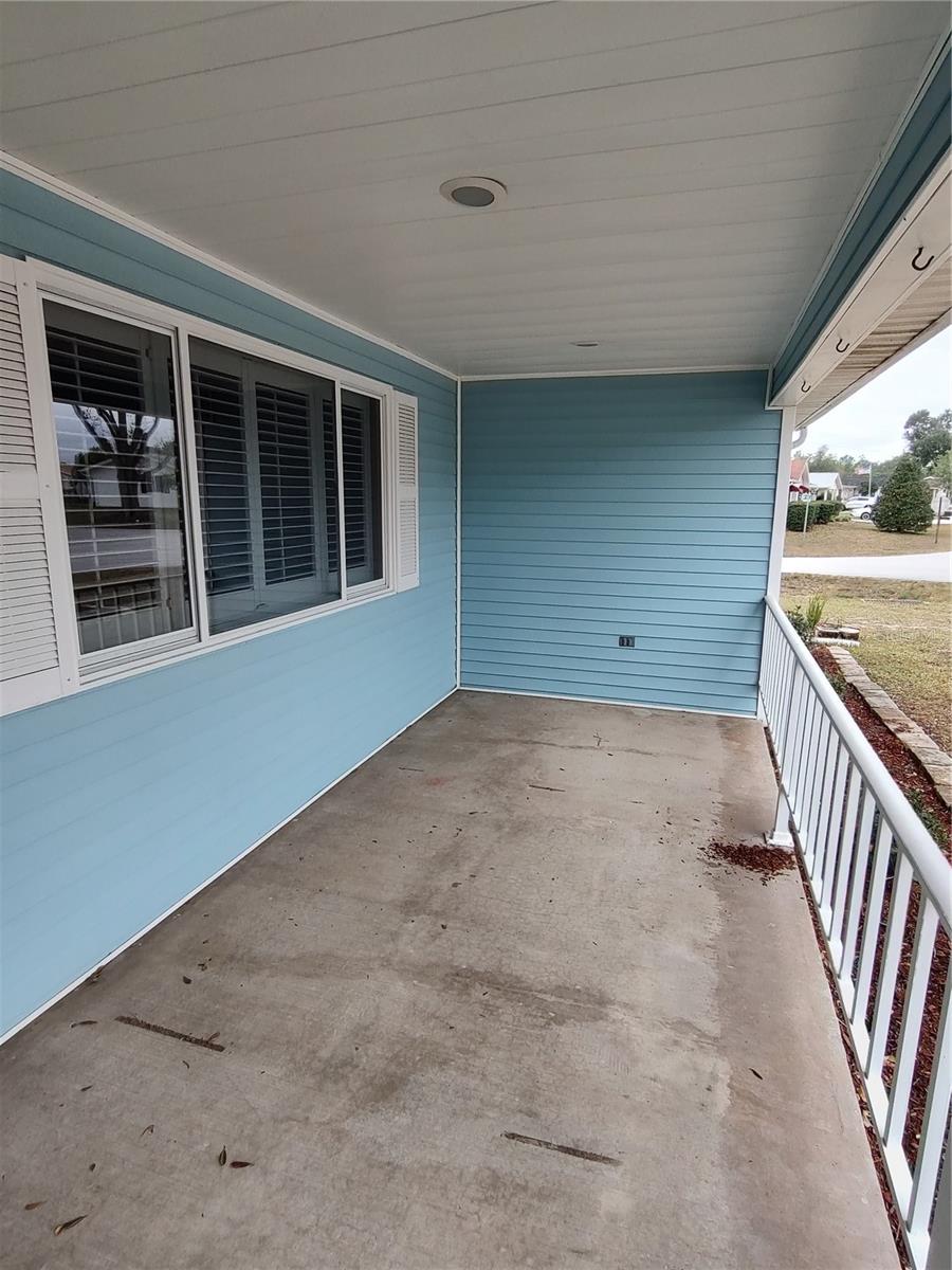 Image 5 of 36 For 8792 116th Place Road