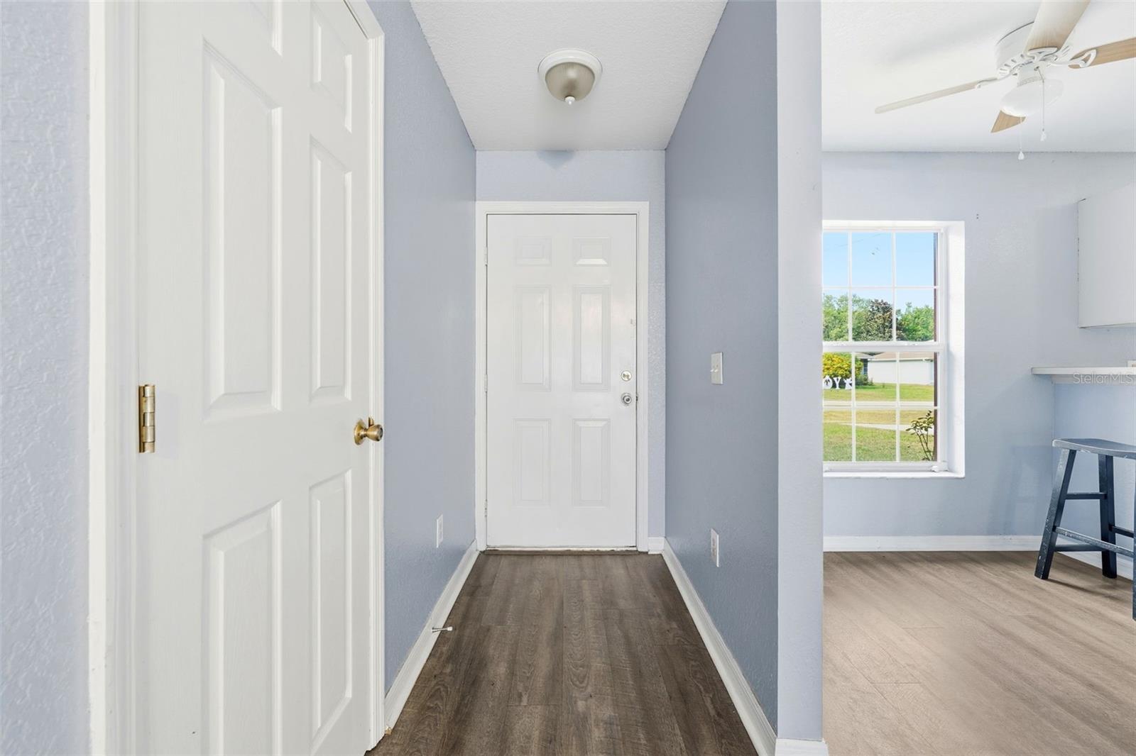 Image 11 of 35 For 14165 35th Court