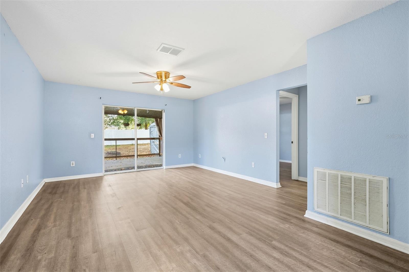 Image 14 of 35 For 14165 35th Court