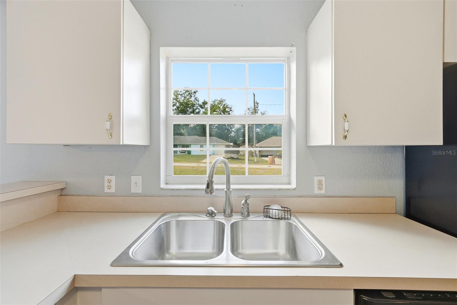 Image 19 of 35 For 14165 35th Court