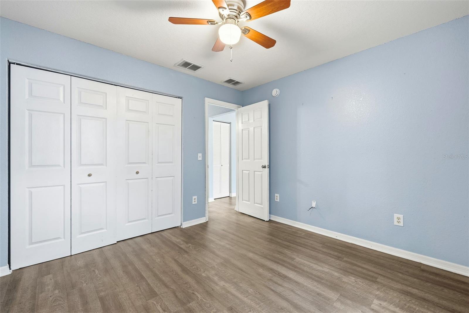 Image 26 of 35 For 14165 35th Court