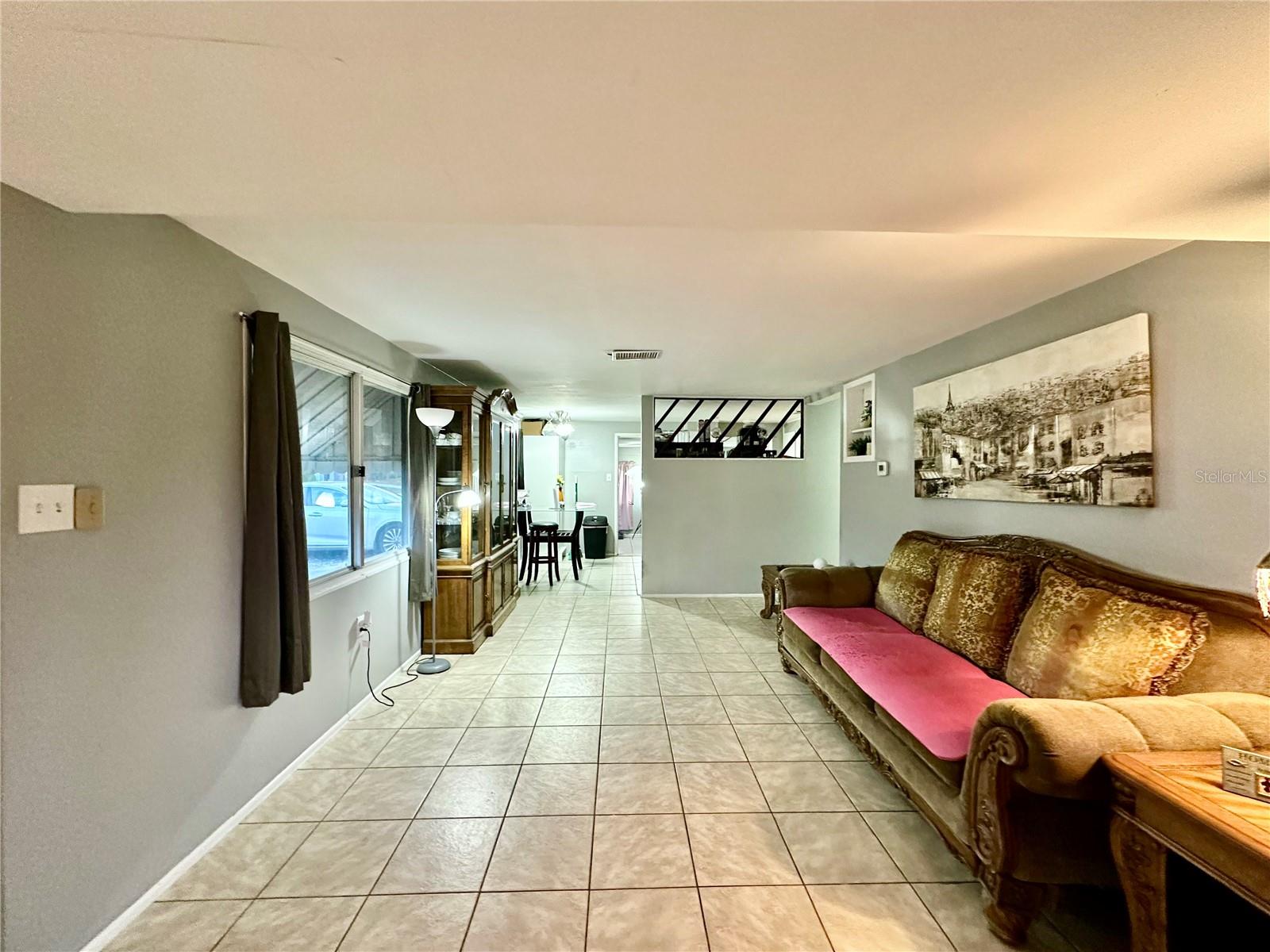 Image 3 of 13 For 10273 109th Avenue