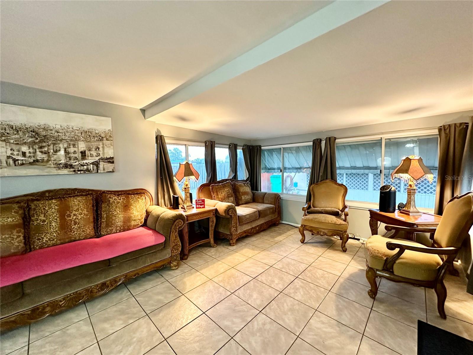 Image 4 of 13 For 10273 109th Avenue