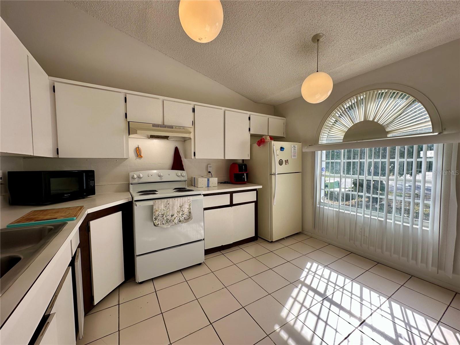 Image 2 of 10 For 3617 Westland Drive