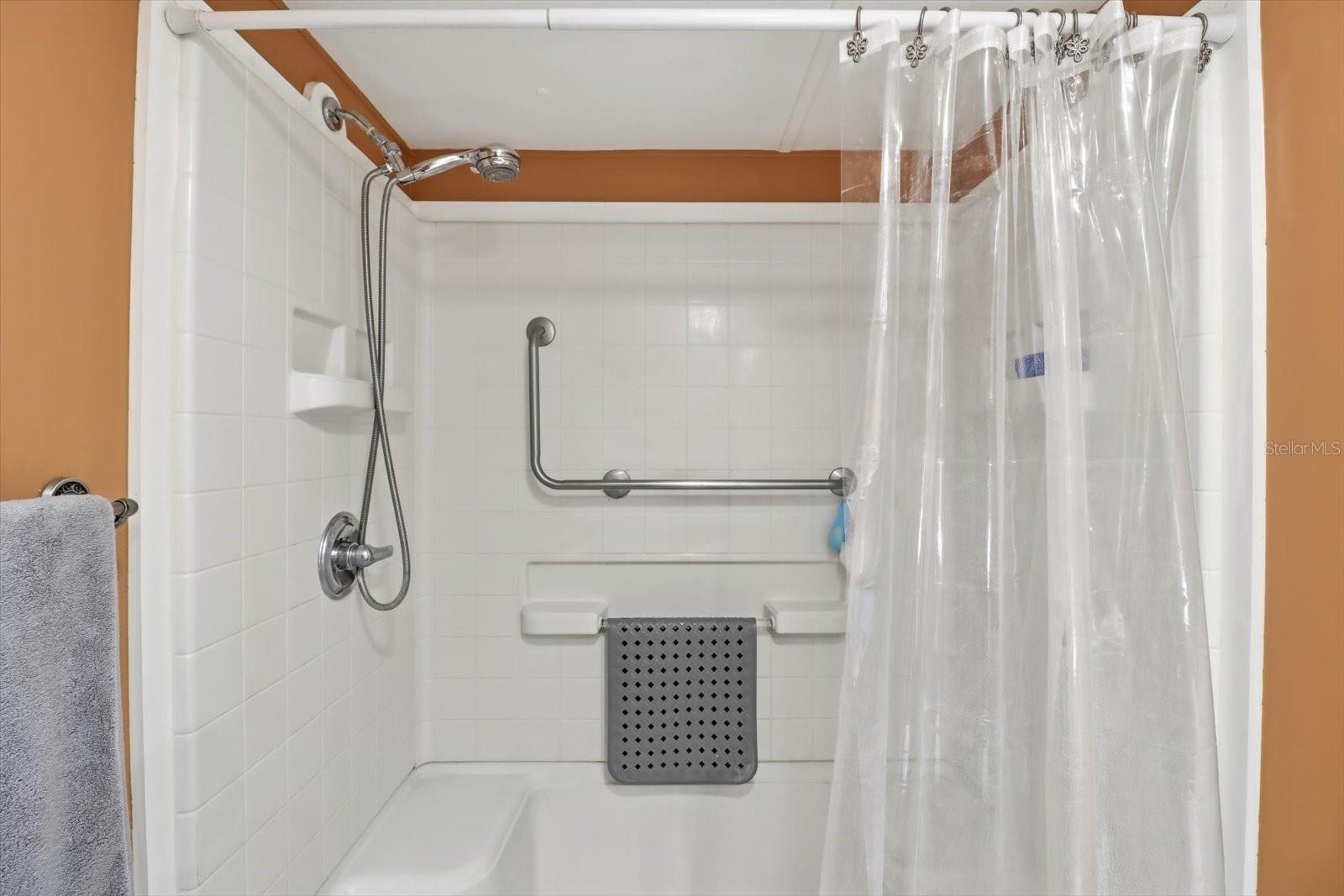 Image 17 of 38 For 3706 Bow Court