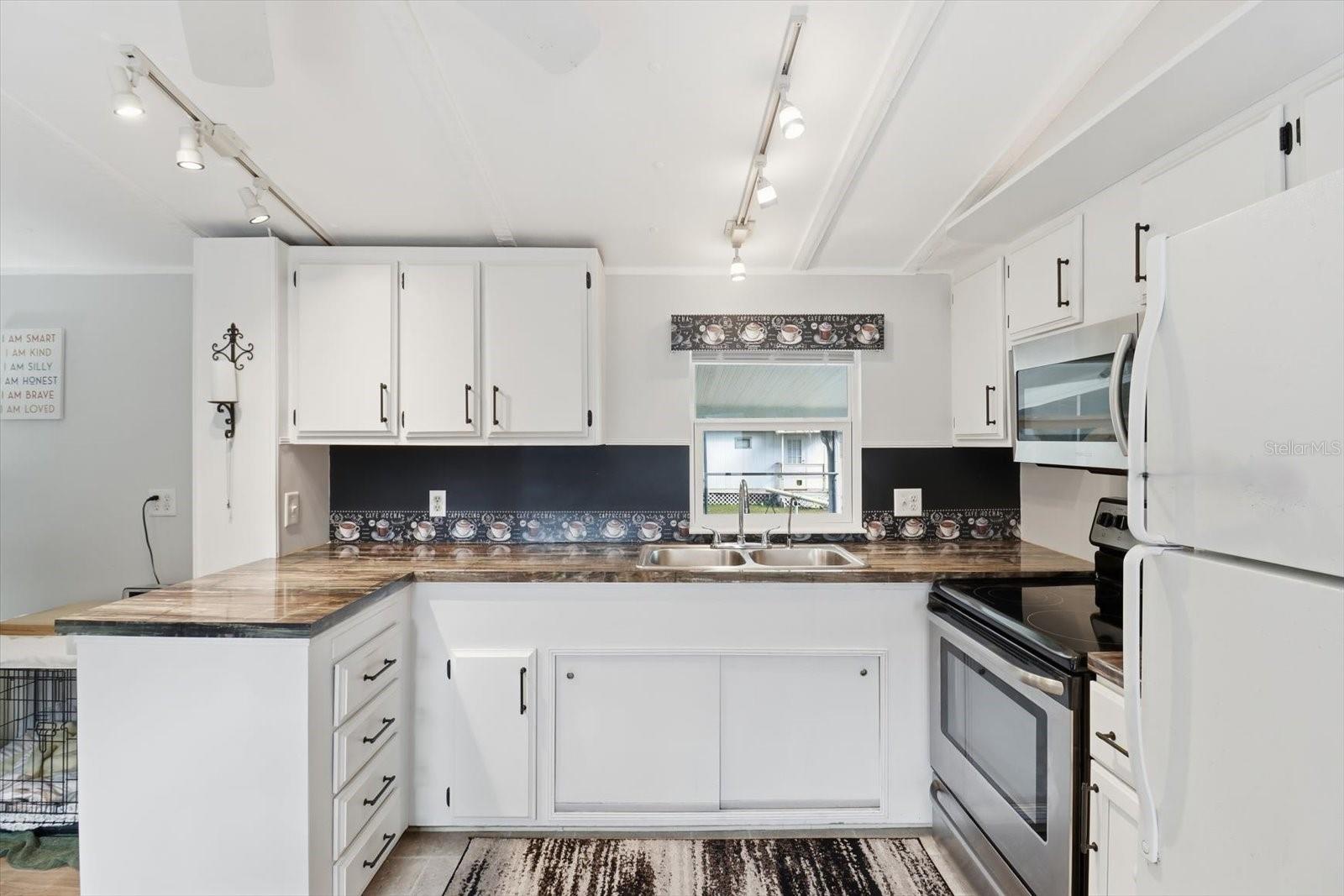 Image 7 of 38 For 3706 Bow Court