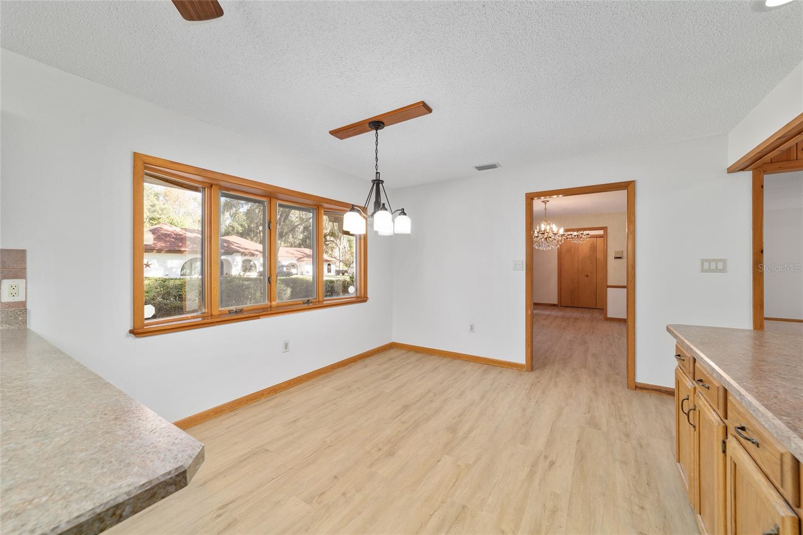 Listing photo id 29 for 2416 15th Street