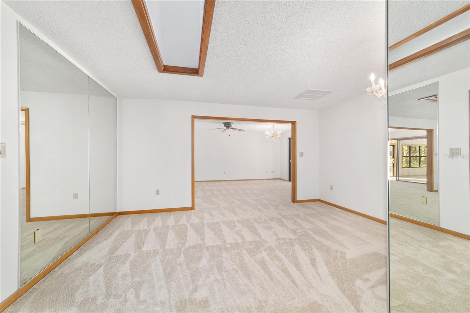 Listing photo id 42 for 2416 15th Street