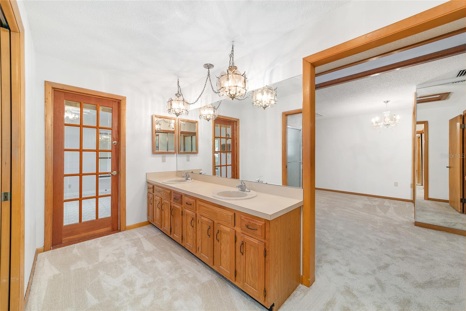 Listing photo id 49 for 2416 15th Street